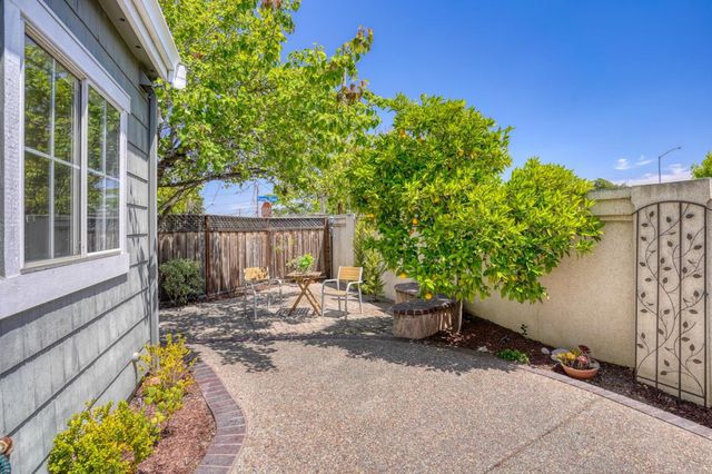 21815 Eaton Place, Cupertino, CA 95014