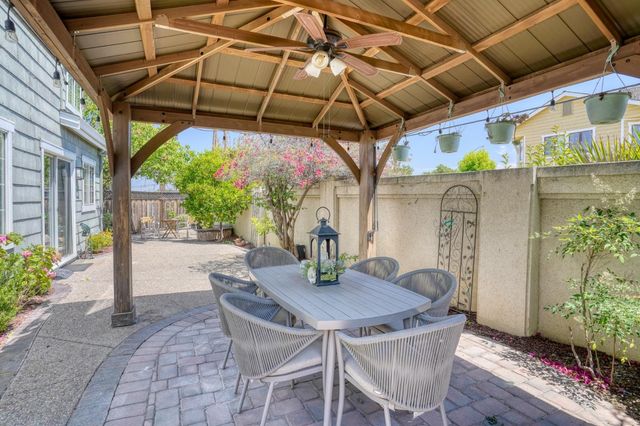 21815 Eaton Place, Cupertino, CA 95014