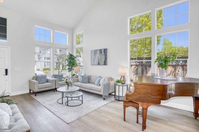 21815 Eaton Place, Cupertino, CA 95014