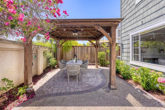 21815 Eaton Place, Cupertino, CA 95014