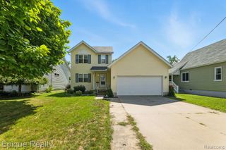 146 Taylor Street, Port Huron, MI 48060