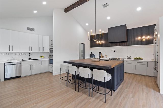 7190 Valencia Drive, Boca Raton, FL 33433
