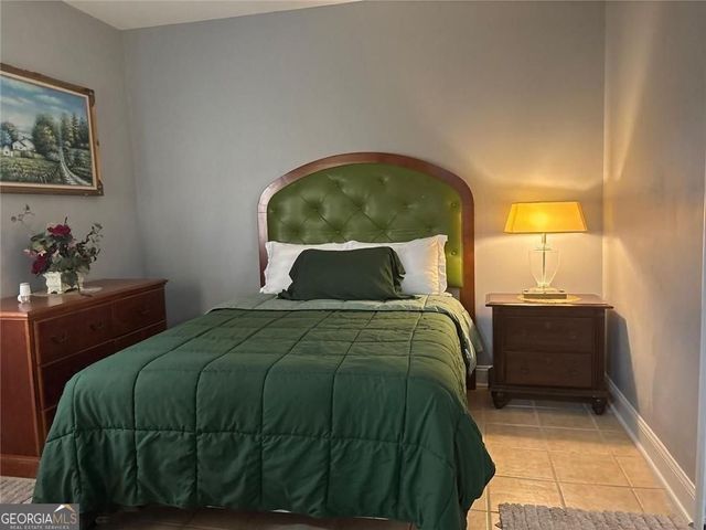 2298 E Lake Drive, Conyers, GA 30012