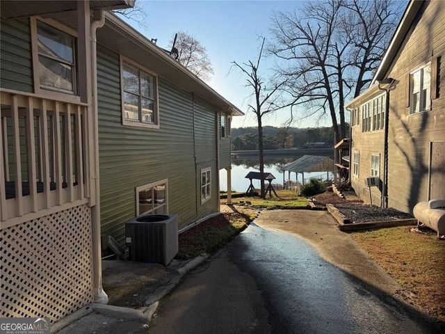 2298 E Lake Drive, Conyers, GA 30012