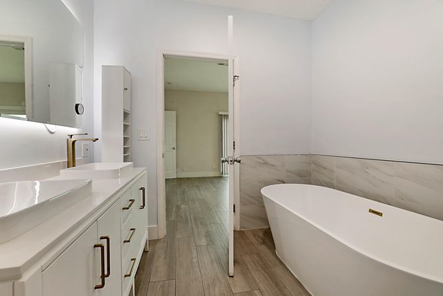 9593 Richmond Circle -, Boca Raton, FL 33434