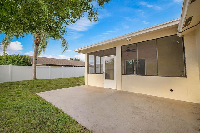 9593 Richmond Circle -, Boca Raton, FL 33434