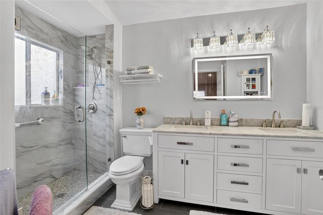 7821 KILLARY COURT, Orlando, FL 32835