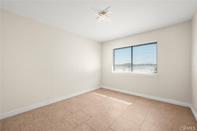 13980 Mission Street, Hesperia, CA 92344