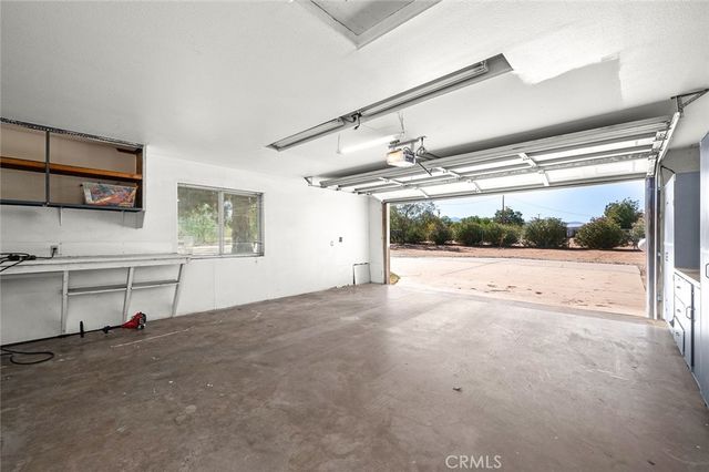 13980 Mission Street, Hesperia, CA 92344