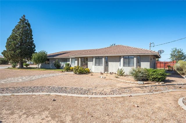 13980 Mission Street, Hesperia, CA 92344