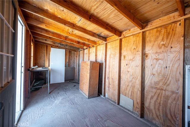 13980 Mission Street, Hesperia, CA 92344