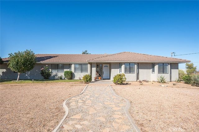 13980 Mission Street, Hesperia, CA 92344