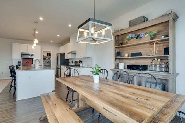 825 Raintree Dr, Smyrna, TN 37167