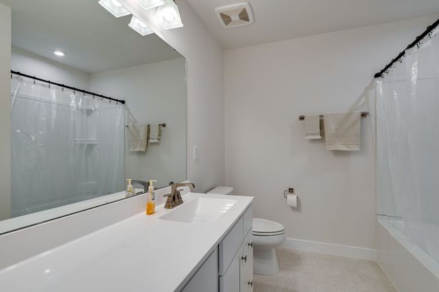 825 Raintree Dr, Smyrna, TN 37167