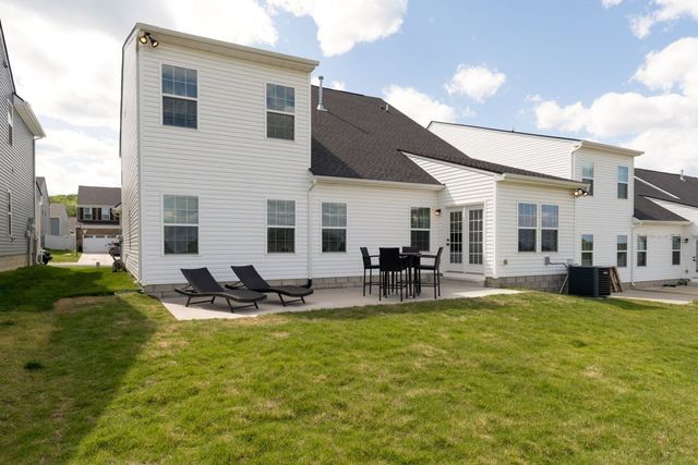 825 Raintree Dr, Smyrna, TN 37167