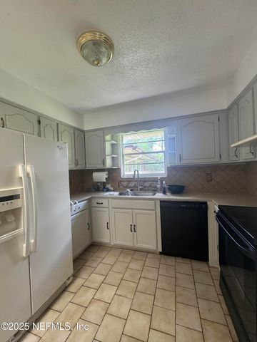 3436 LIMEWOOD Drive, Jacksonville, FL 32257