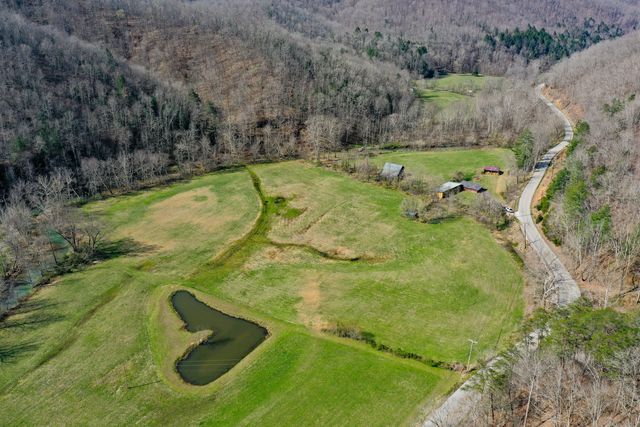 4000 KY-1482, Oneida, KY 40972