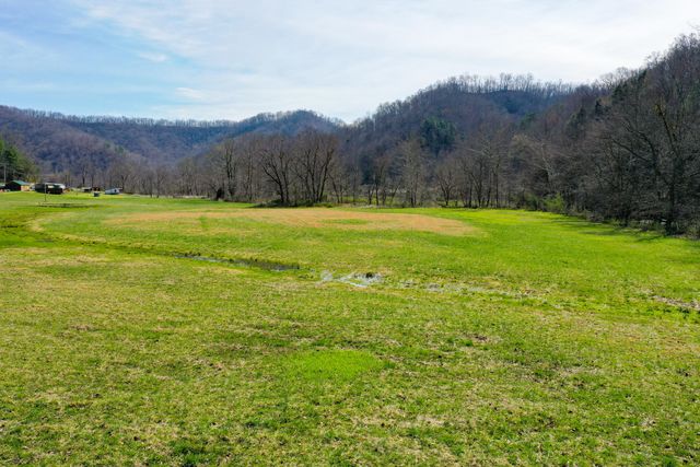 4000 KY-1482, Oneida, KY 40972