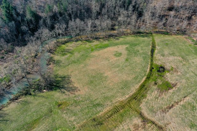 4000 KY-1482, Oneida, KY 40972