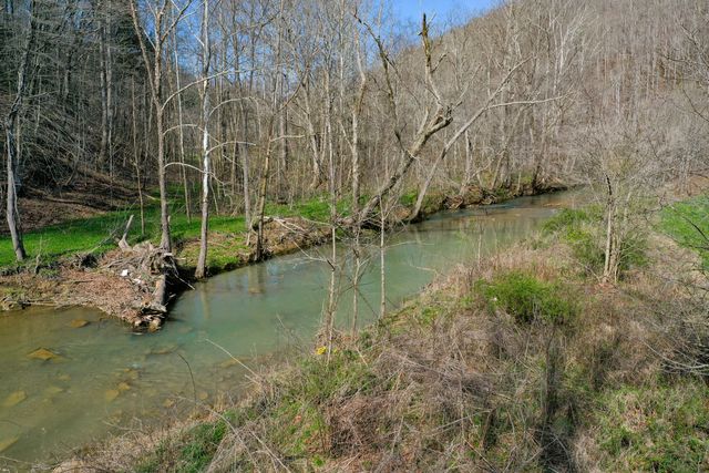 4000 KY-1482, Oneida, KY 40972