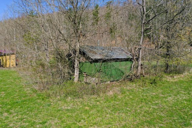 4000 KY-1482, Oneida, KY 40972