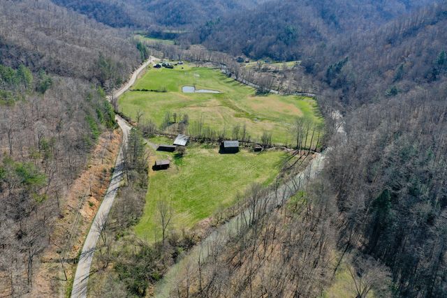 4000 KY-1482, Oneida, KY 40972