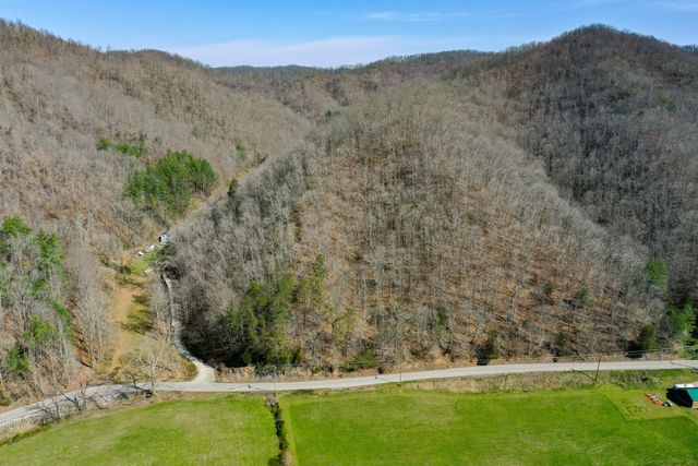 4000 KY-1482, Oneida, KY 40972