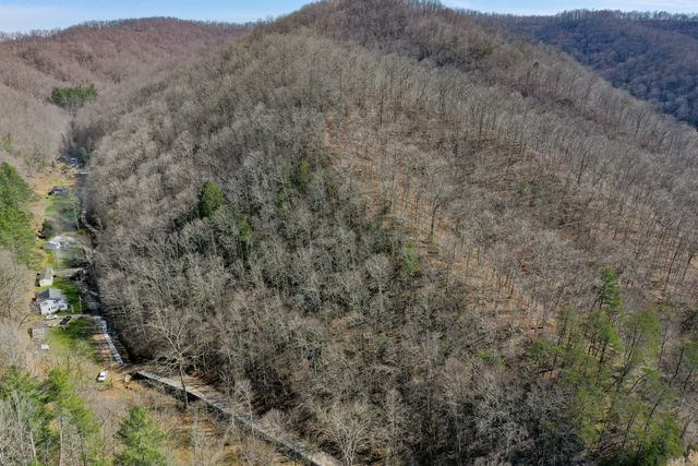 4000 KY-1482, Oneida, KY 40972