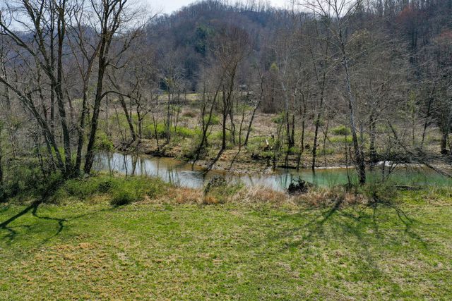 4000 KY-1482, Oneida, KY 40972