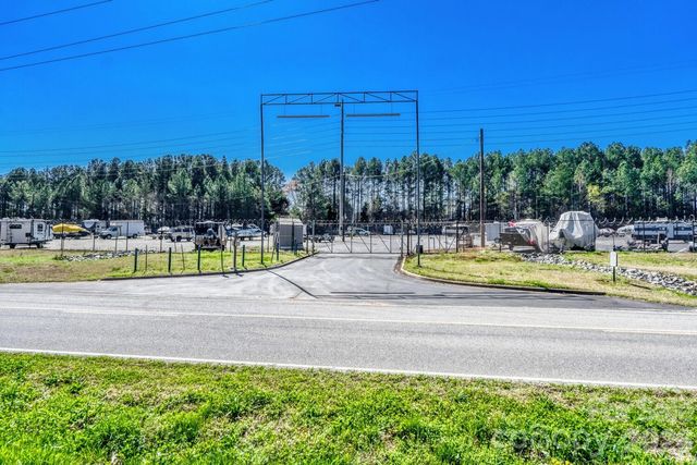 405 Brookridge Drive, Mount Holly, NC 28120