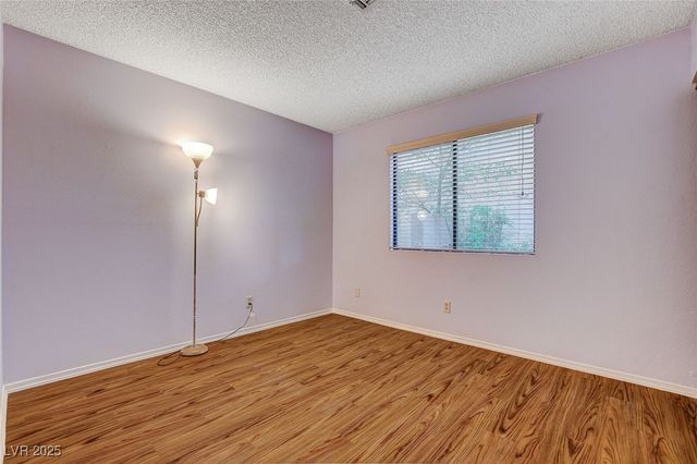 2837 Autumn Haze Lane, Las Vegas, NV 89117