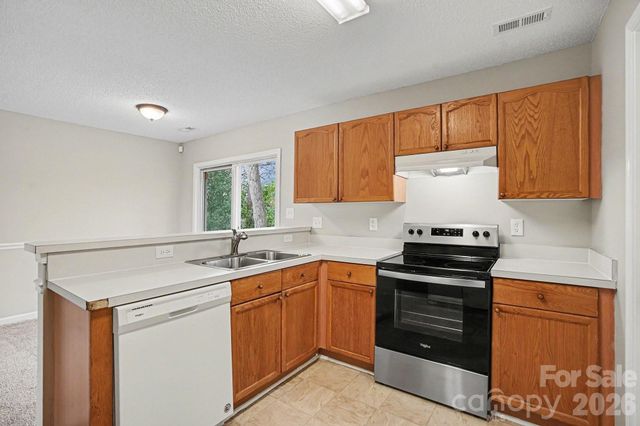 7901 Maple Valley Place, Charlotte, NC 28210