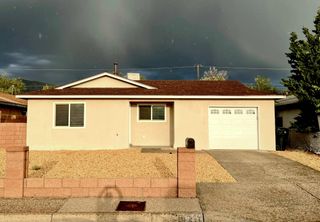328 Maxine Street NE, Albuquerque, NM 87112
