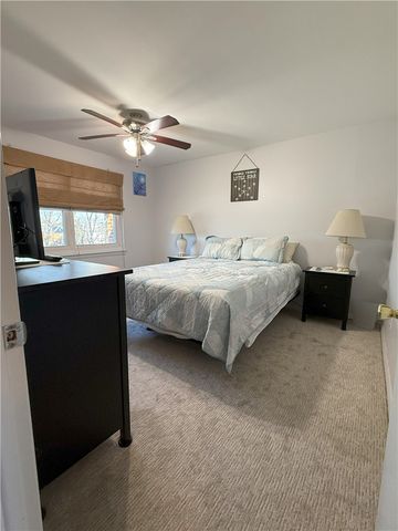 70 Carroll Avenue 108, Newport, RI 02840