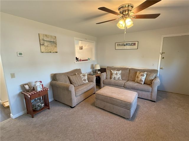 70 Carroll Avenue 108, Newport, RI 02840