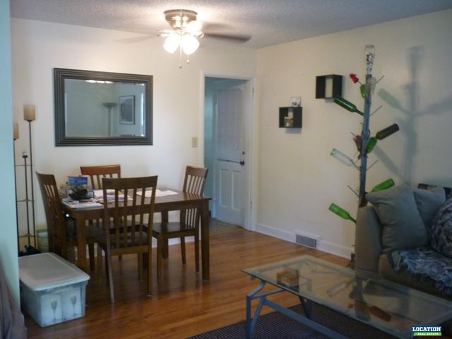 725 S 44th Street, Lincoln, NE 68510