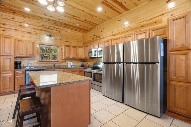 4355 Forest Ridge Way, Pigeon Forge, TN 37863