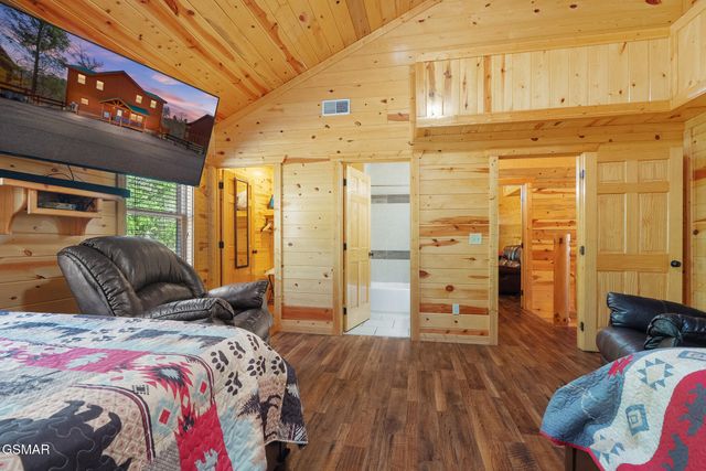 4355 Forest Ridge Way, Pigeon Forge, TN 37863