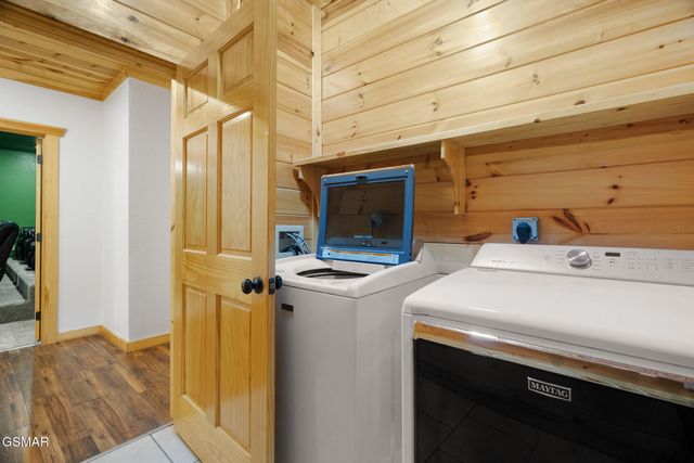 4355 Forest Ridge Way, Pigeon Forge, TN 37863