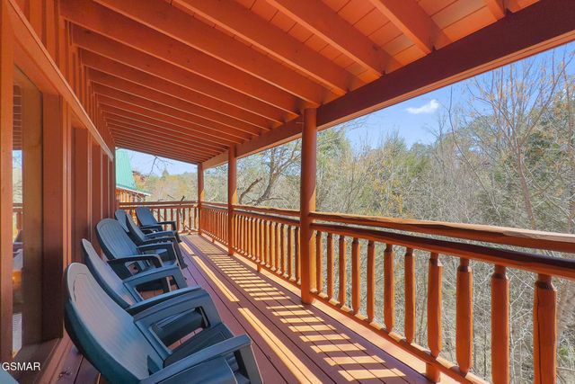 4355 Forest Ridge Way, Pigeon Forge, TN 37863