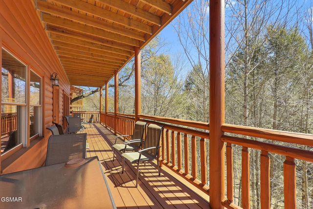 4355 Forest Ridge Way, Pigeon Forge, TN 37863