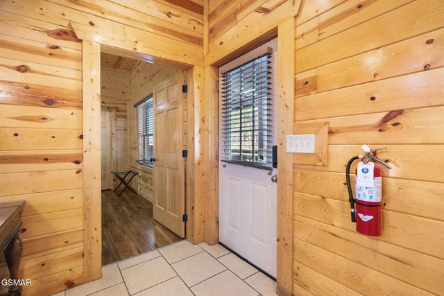 4355 Forest Ridge Way, Pigeon Forge, TN 37863