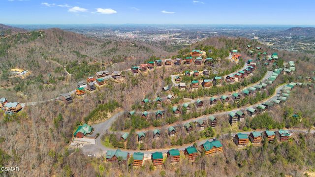 4355 Forest Ridge Way, Pigeon Forge, TN 37863