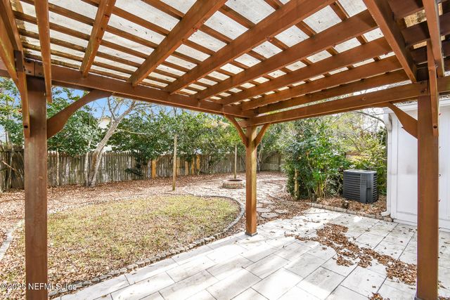 3835 UNION PACIFIC Drive W, Jacksonville, FL 32246