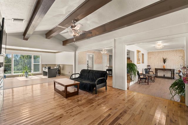 1114 VANCE ST, Hughes Springs, TX 75656