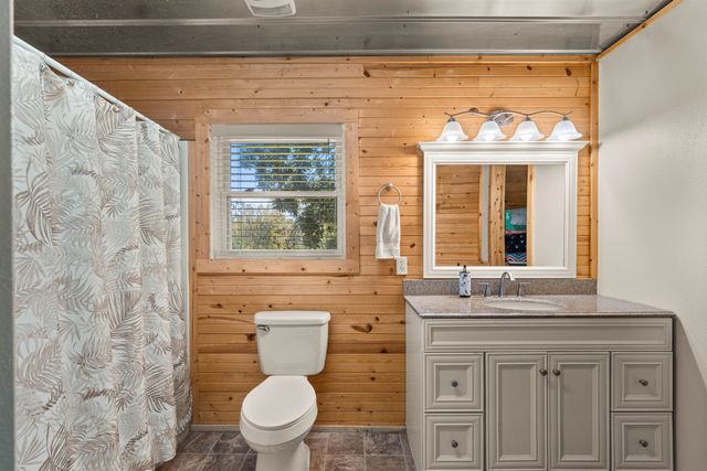 1114 VANCE ST, Hughes Springs, TX 75656