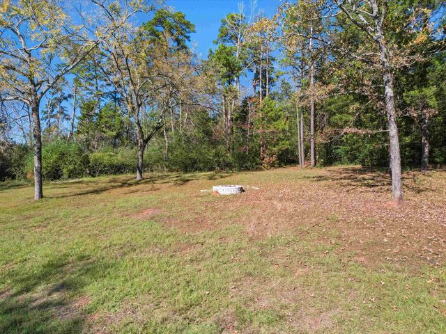 1114 VANCE ST, Hughes Springs, TX 75656