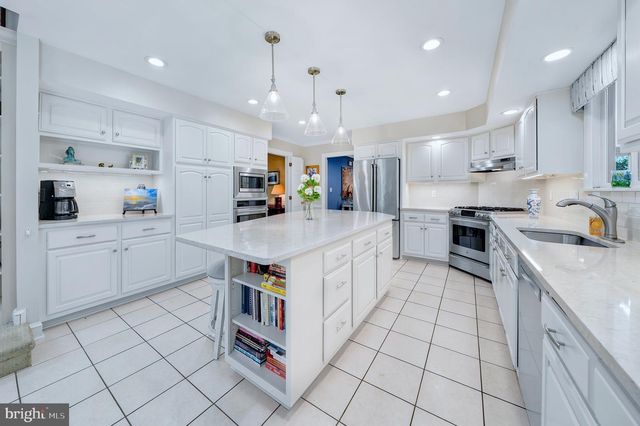 112 JUNEBERRY CT, Hockessin, DE 19707