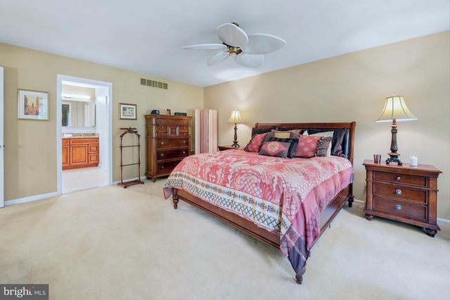 112 JUNEBERRY CT, Hockessin, DE 19707
