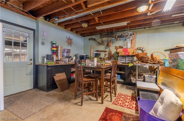 2023 Lakewood Road SW, Sherrodsville, OH 44675